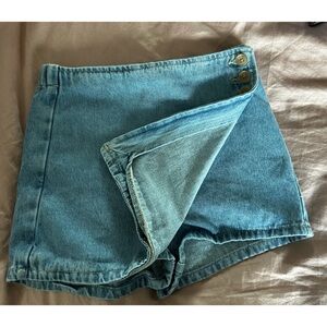 Forever 21 kids denim skort, size 11/12. New never worn